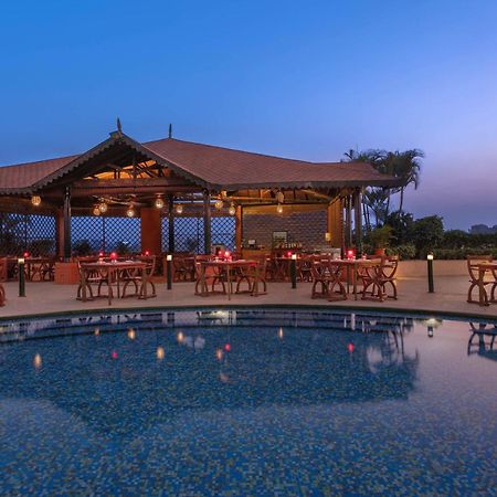 Sheraton Grand Pune Bund Garden Hotel Zewnętrze zdjęcie