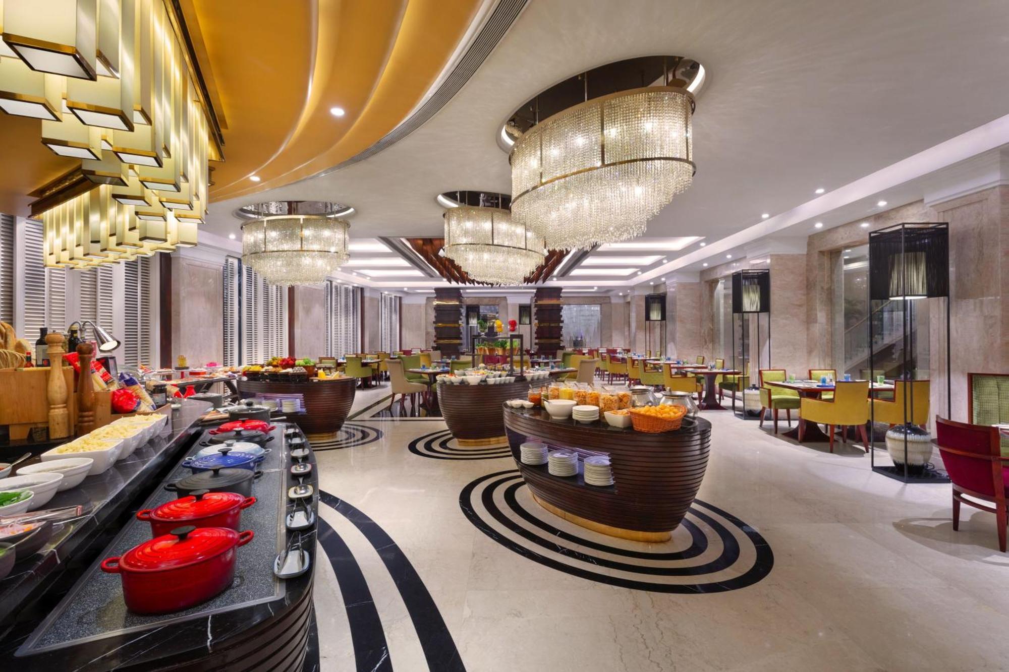 Sheraton Grand Pune Bund Garden Hotel Zewnętrze zdjęcie