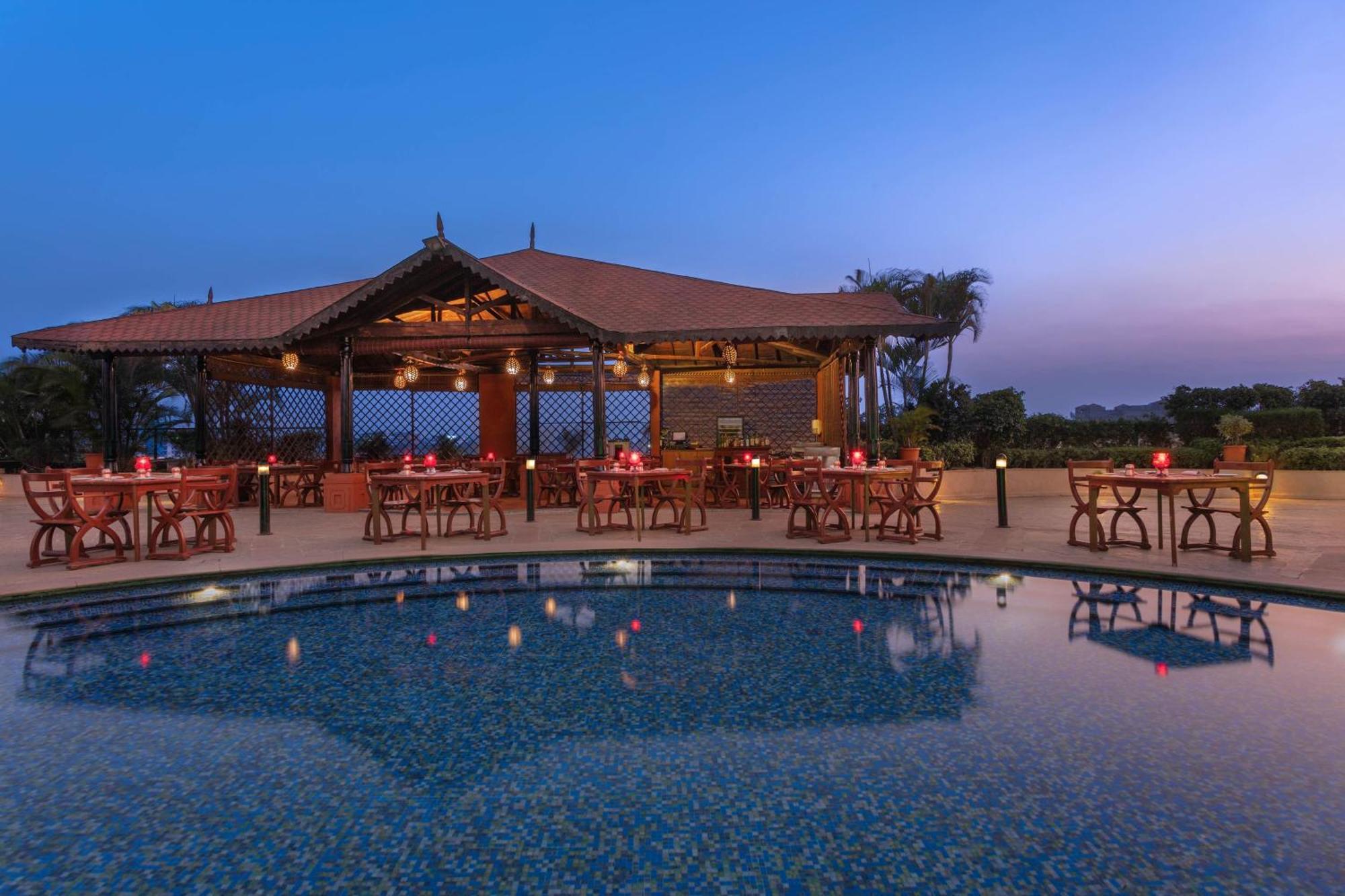 Sheraton Grand Pune Bund Garden Hotel Zewnętrze zdjęcie