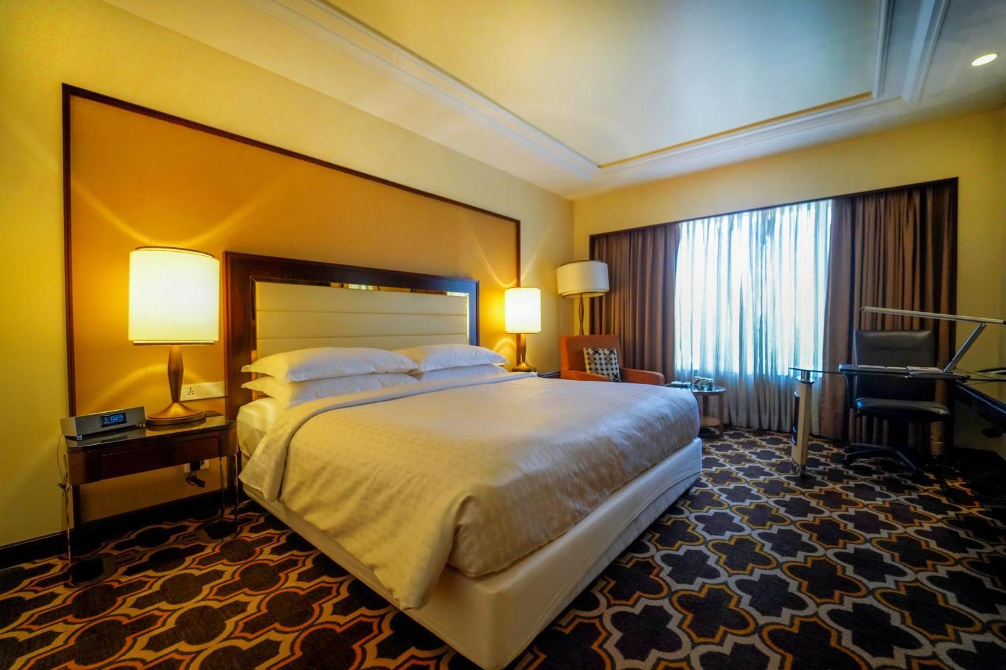 Sheraton Grand Pune Bund Garden Hotel Zewnętrze zdjęcie