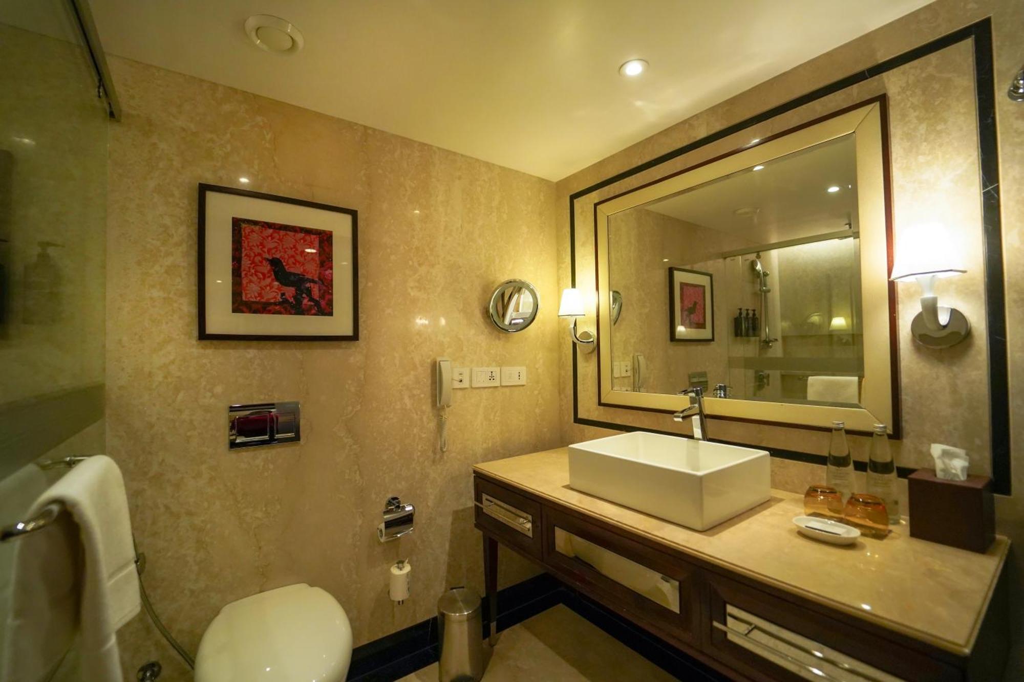 Sheraton Grand Pune Bund Garden Hotel Zewnętrze zdjęcie