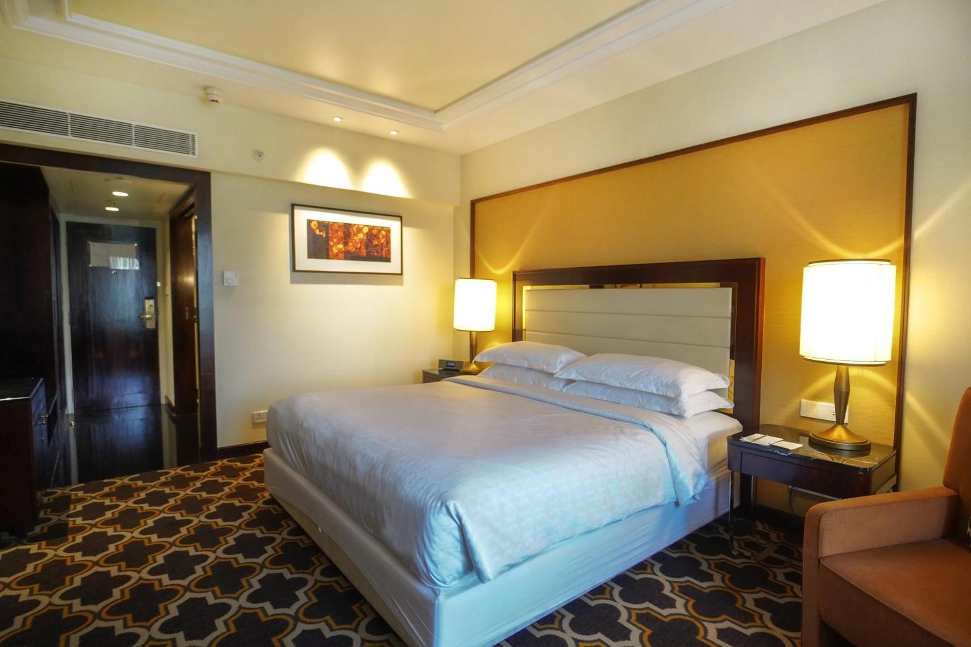 Sheraton Grand Pune Bund Garden Hotel Zewnętrze zdjęcie