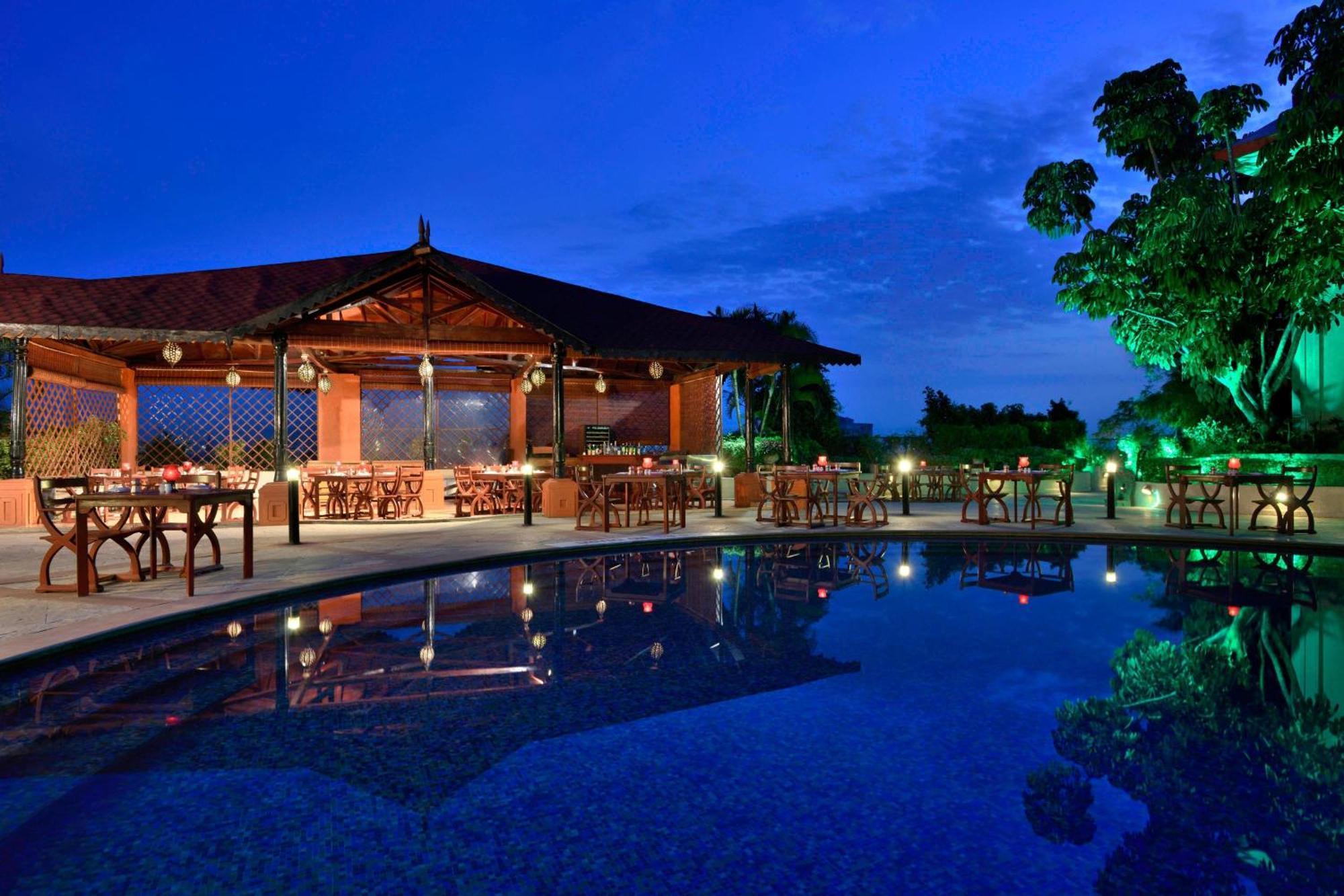 Sheraton Grand Pune Bund Garden Hotel Zewnętrze zdjęcie