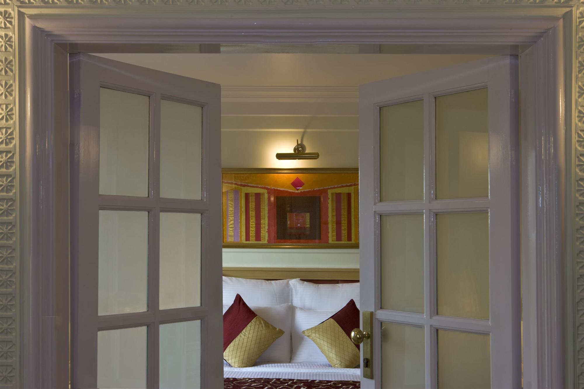 Sheraton Grand Pune Bund Garden Hotel Zewnętrze zdjęcie