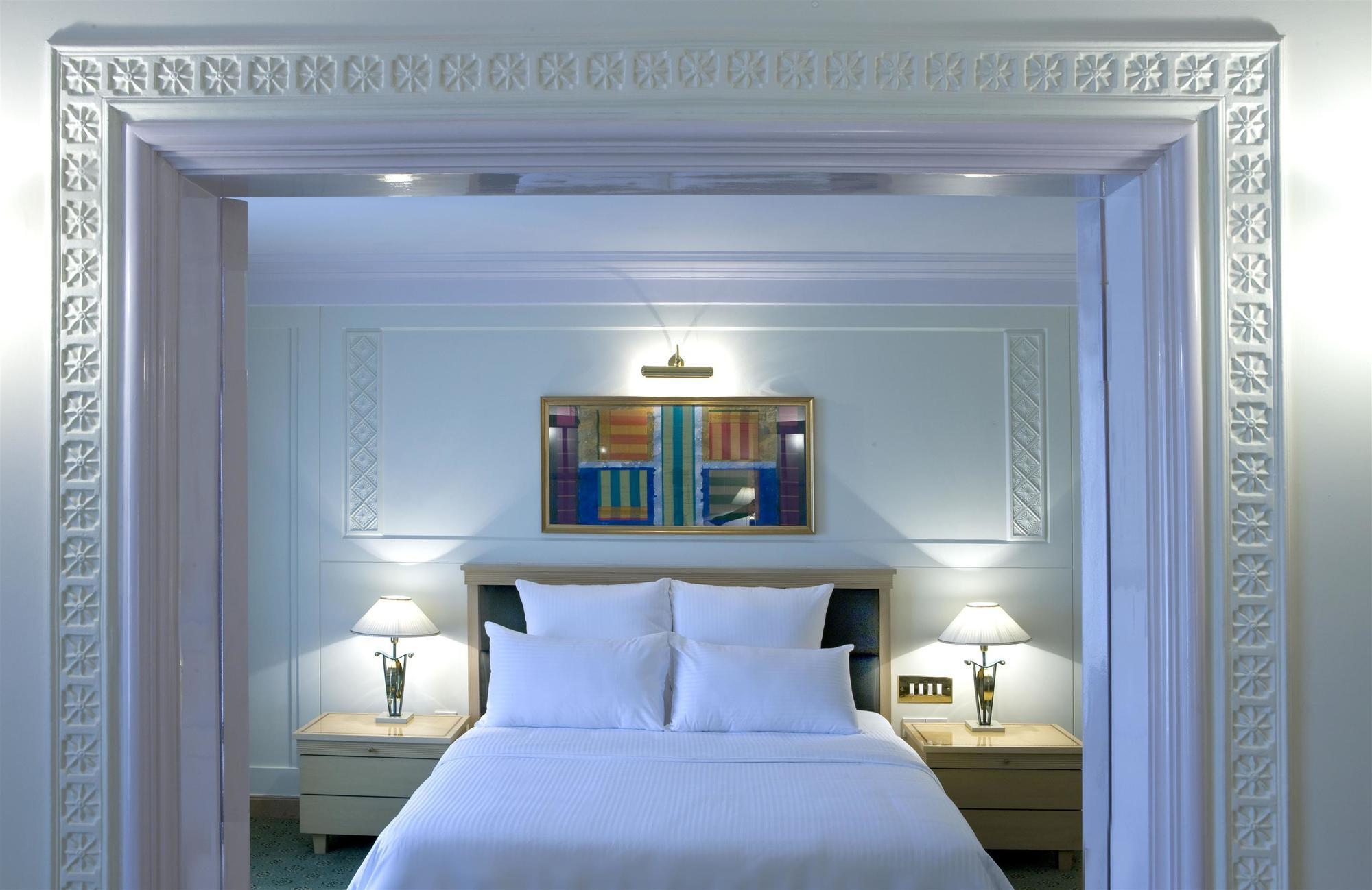 Sheraton Grand Pune Bund Garden Hotel Zewnętrze zdjęcie